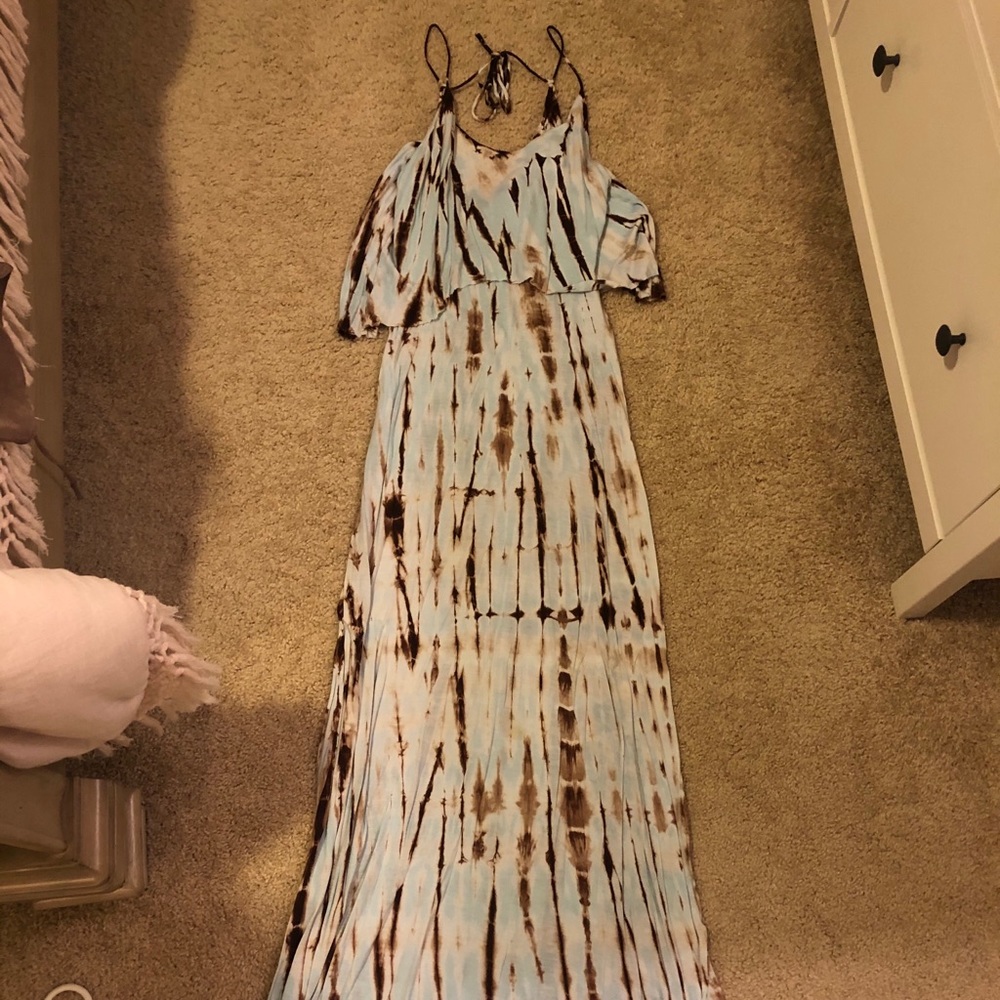 Women’s maxi dress
